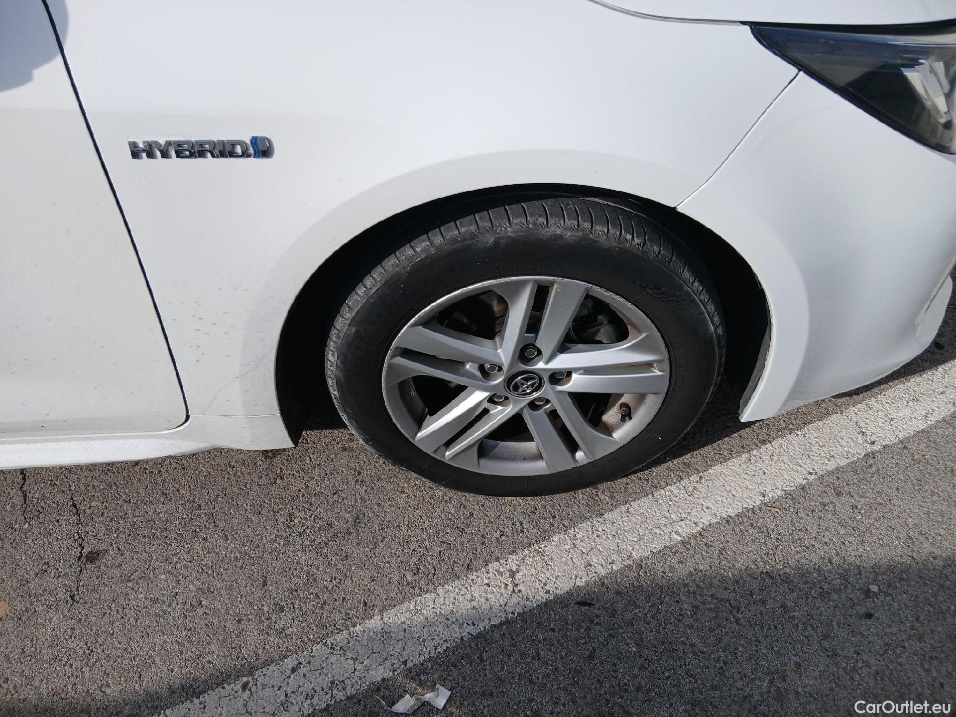  Toyota  Corolla TOYOTA  / 2019 / 5P / familiar 1.8 HYBRID BUSINESS PLUS E-CVT TOU SPORT #16