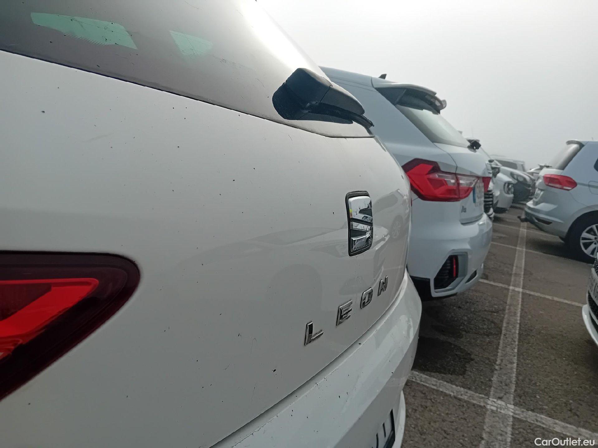  Seat  Leon SEAT León / 2016 / 5P / berlina con portón 1.5 TSI 95kW (130CV) St&Sp Style Visio Edition #20