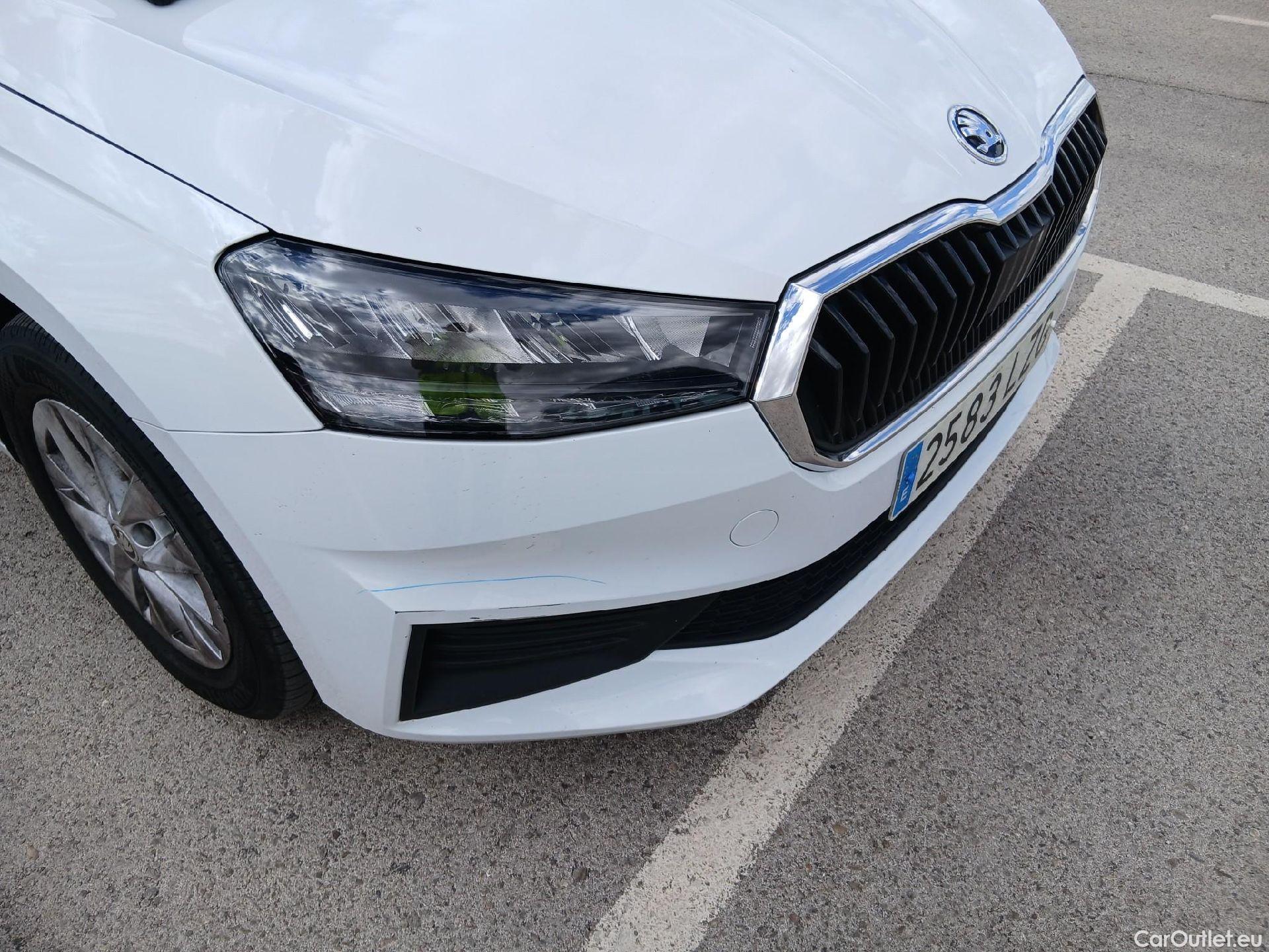  Skoda  Fabia SKODA  / 2021 / 5P / berlina con portón 1.0 TSI 70KW (95CV) Emotion (AC) #8