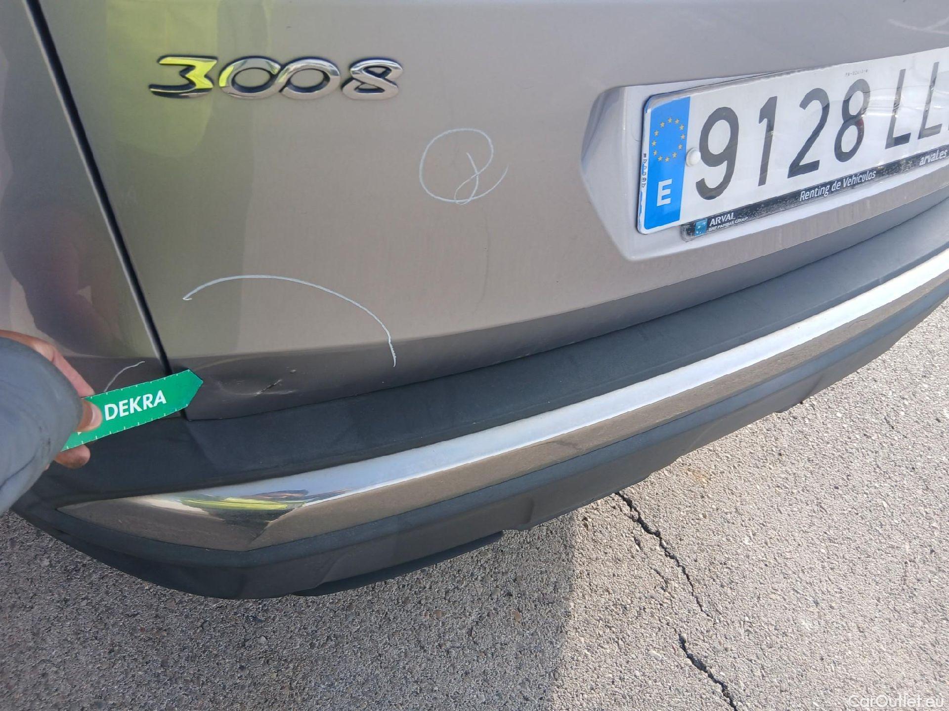  Peugeot  3008 PEUGEOT  / 2016 / 5P / todoterreno 1.5 BlueHDi 96kW (130CV) S&S Allure #22