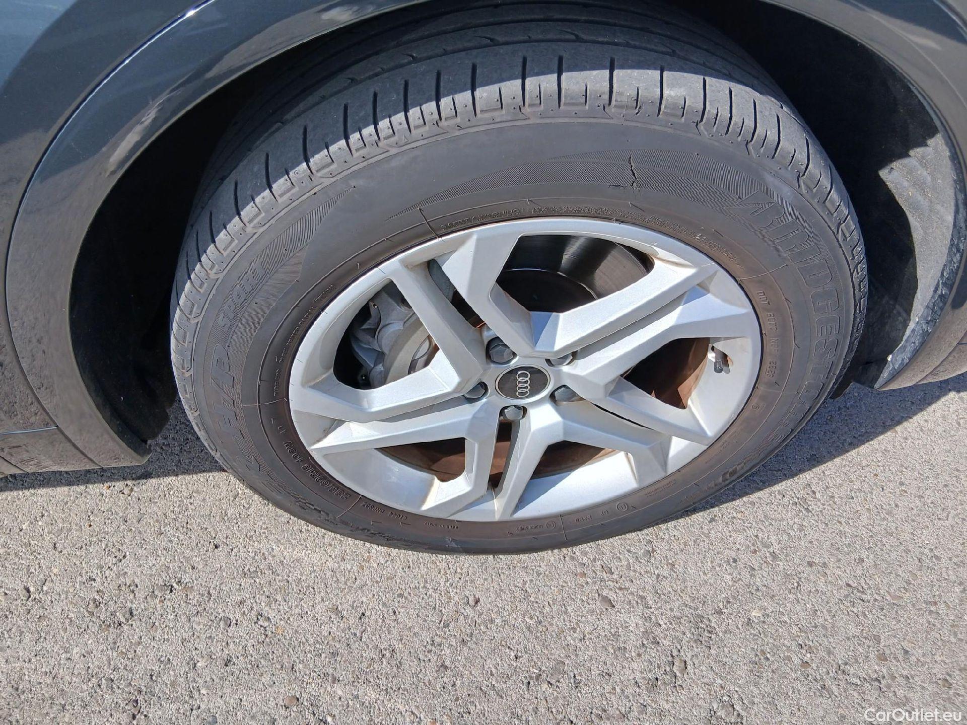  Audi  Q5 AUDI  / 2020 / 5P / todoterreno Advanced 35 TDI 120kW S tronic (AC2) #24