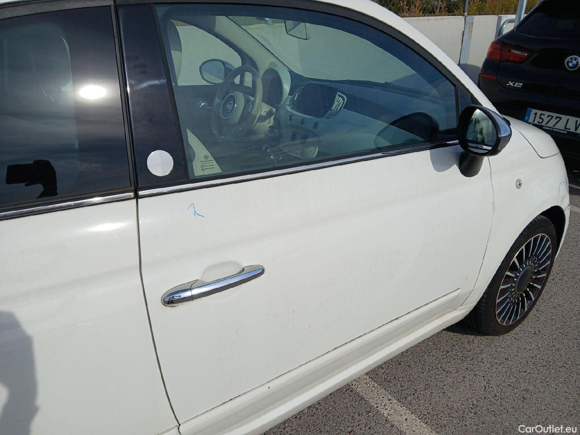  Fiat  500 FIAT  / 2015 / 3P / berlina con portón 1.2 8v 51kW (69CV) Mirror Fleet(SP) #22