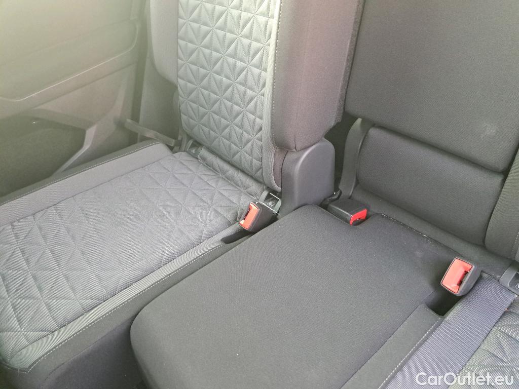 Volkswagen  Tiguan VOLKSWAGEN  / 2020 / 5P / todoterreno Life 2.0 TDI 110kW (150CV) DSG #19
