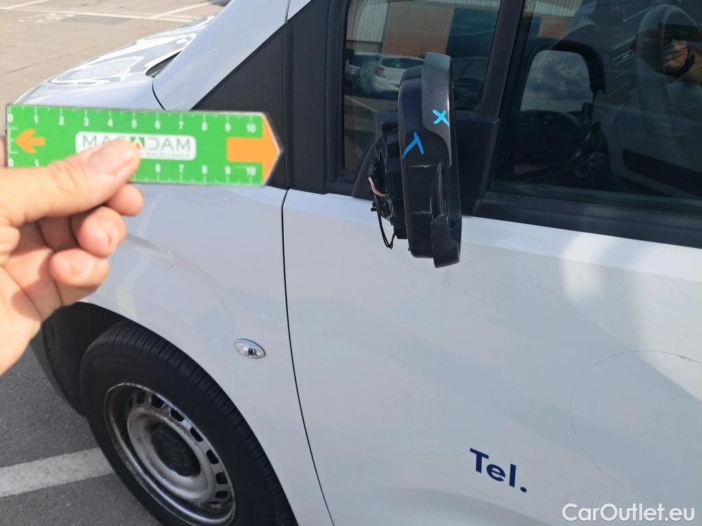  Citroen  Berlingo CITROEN  / 2018 / 3P / furgón derivado de turismo Talla M BlueHDi 73kW CONTROL (AC) #46