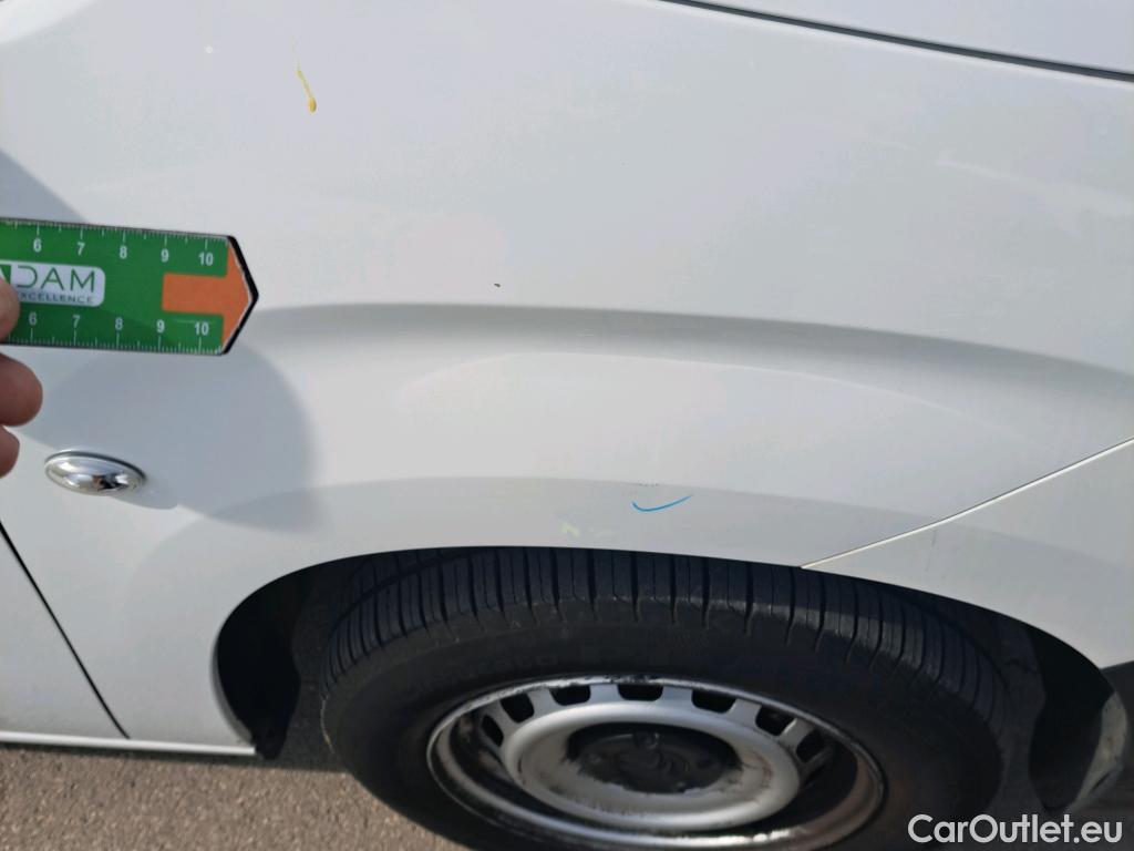  Citroen  Berlingo CITROEN  / 2018 / 3P / furgón derivado de turismo Talla M BlueHDi 73kW CONTROL (AC) #63