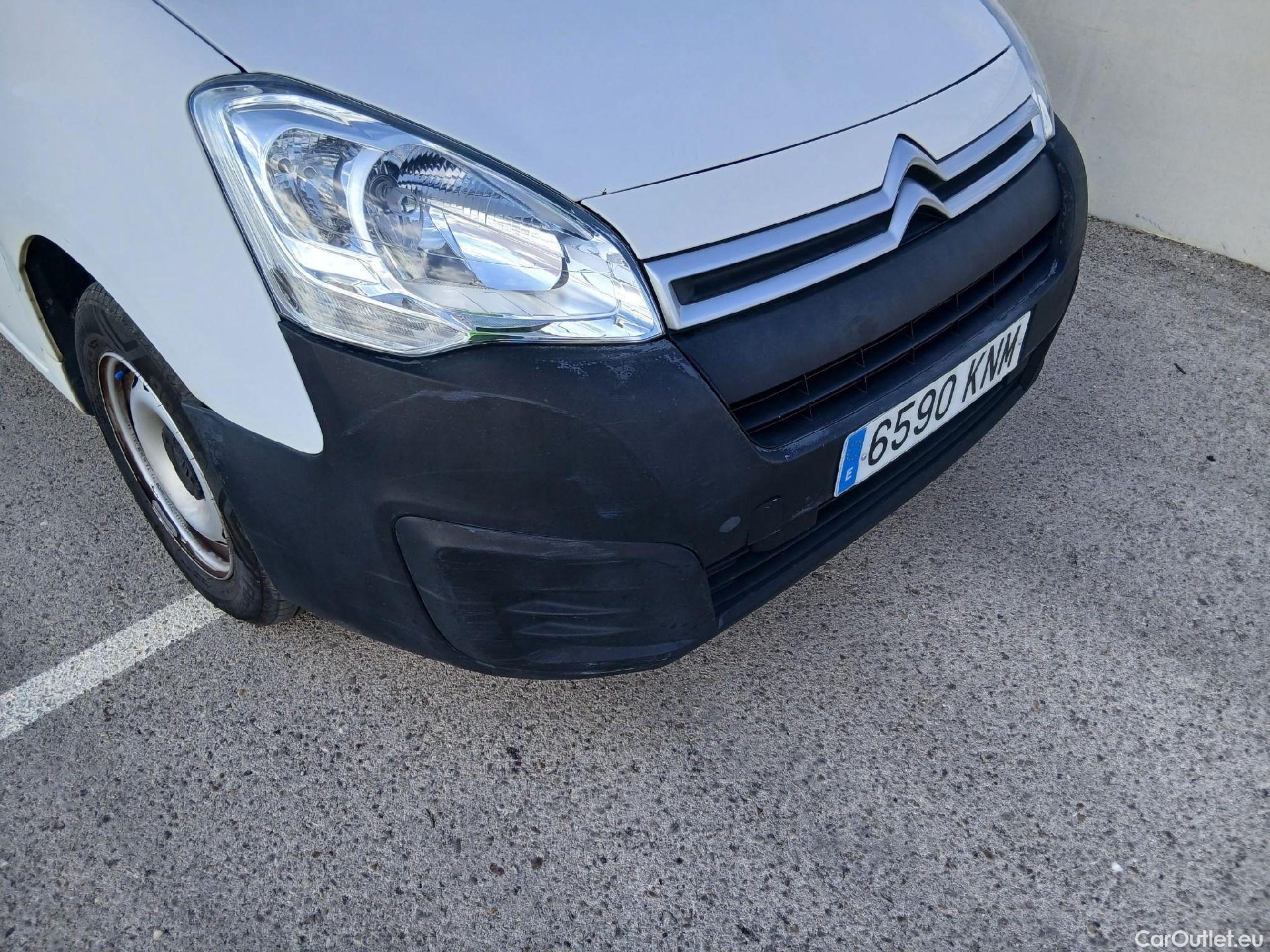  Citroen  Berlingo CITROEN  / 2015 / 3P / furgón derivado de turismo BlueHDi 74KW (100CV) #1
