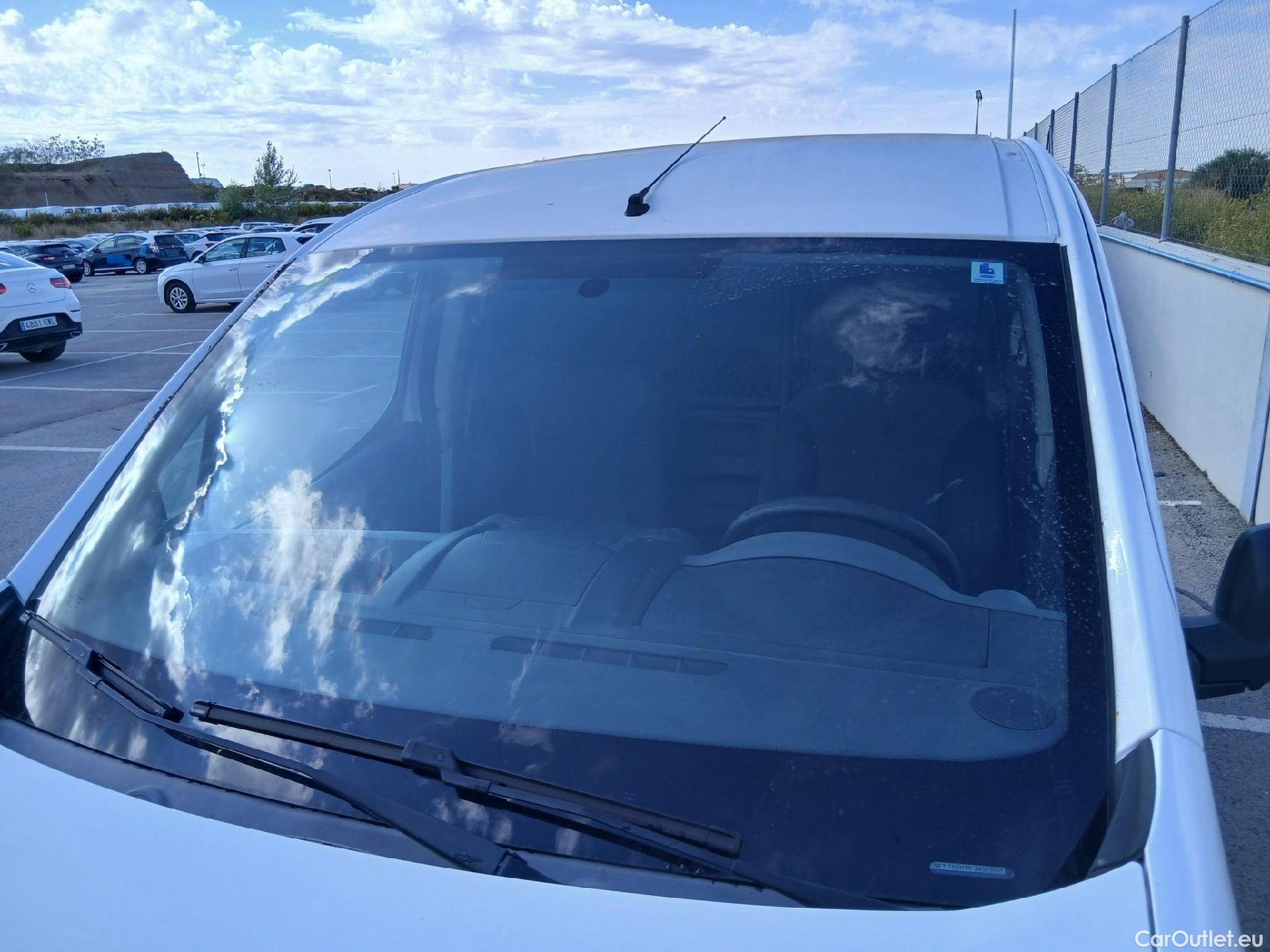  Citroen  Berlingo CITROEN  / 2015 / 3P / furgón derivado de turismo BlueHDi 74KW (100CV) #6