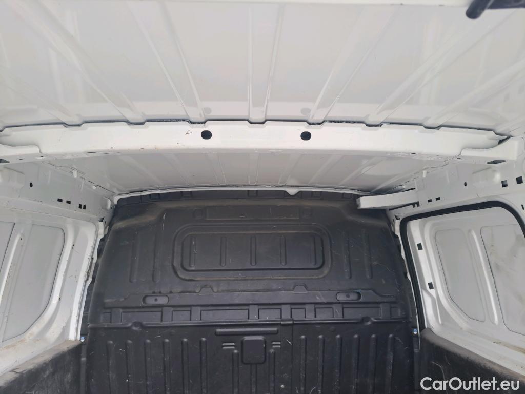  Citroen  Berlingo CITROEN  / 2018 / 3P / furgón derivado de turismo Talla M BlueHDi 73kW CONTROL (AC) #13