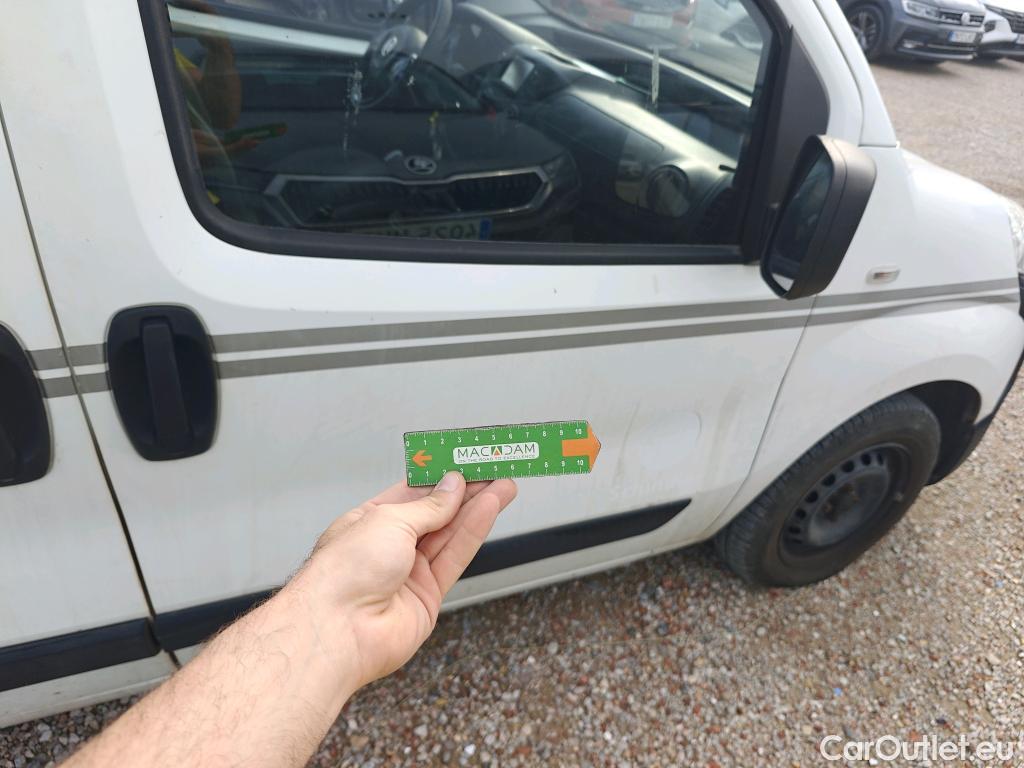  Fiat  Fiorino FIAT  / 2016 / 3P / furgón derivado de turismo Cargo Base 1.3 Mjet 59kW (80CV) E6 #30