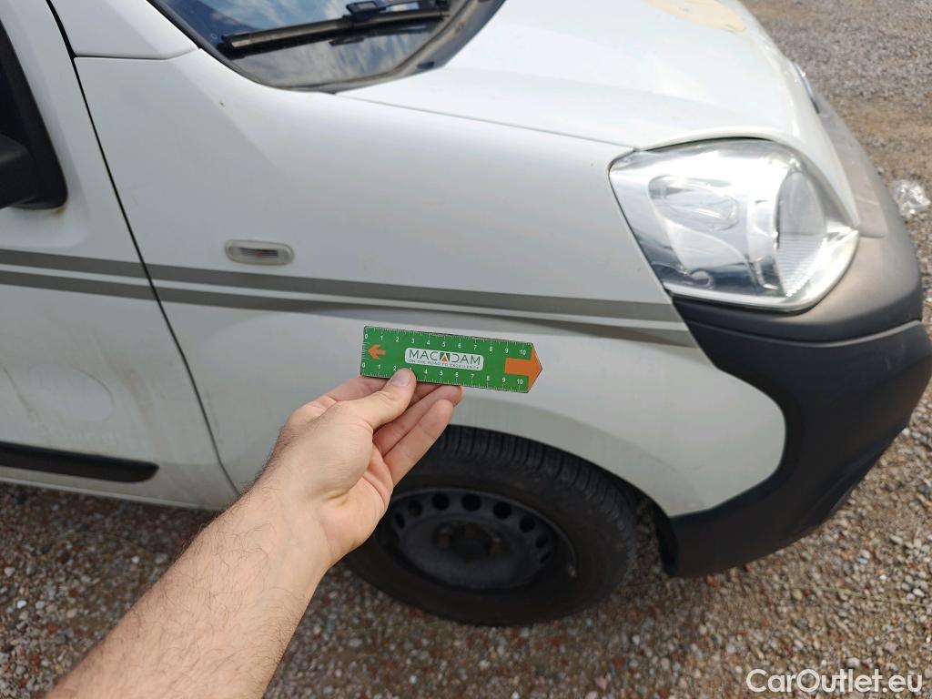  Fiat  Fiorino FIAT  / 2016 / 3P / furgón derivado de turismo Cargo Base 1.3 Mjet 59kW (80CV) E6 #16