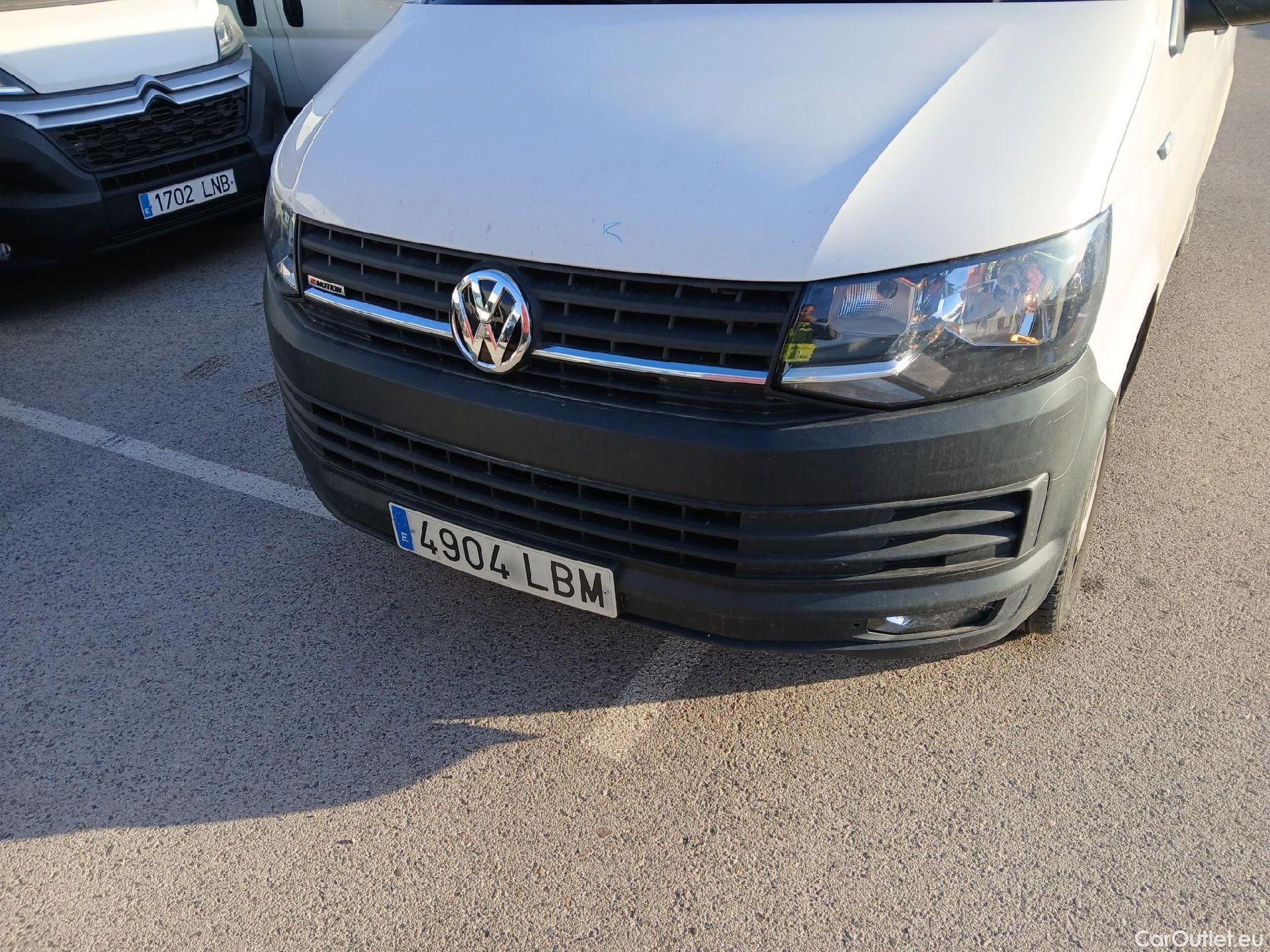  Volkswagen  Transporter VOLKSWAGEN  / 2015 / 4P / furgón Furgón Corto TN 2.0 TDI 110kW BMT 4Mot #33