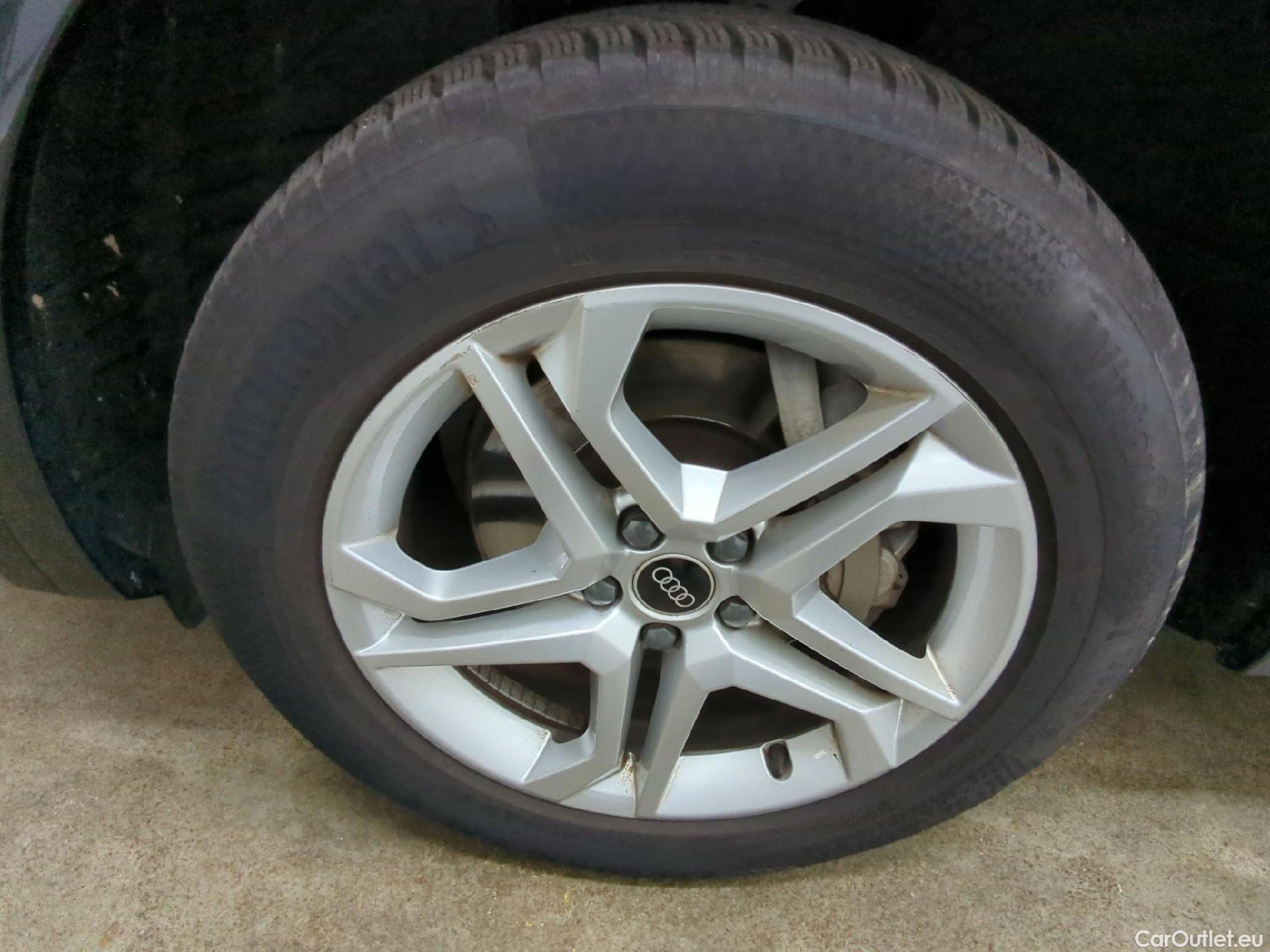  Audi  Q5 AUDI  / 2020 / 5P / SUV 40 TDI 204 QTT S TRONIC 7 BUSINESS EXE #4