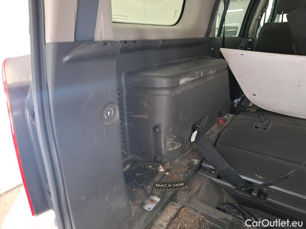  Nissan  Pathfinder NISSAN  5p SUV 2.5 dCi SE #31