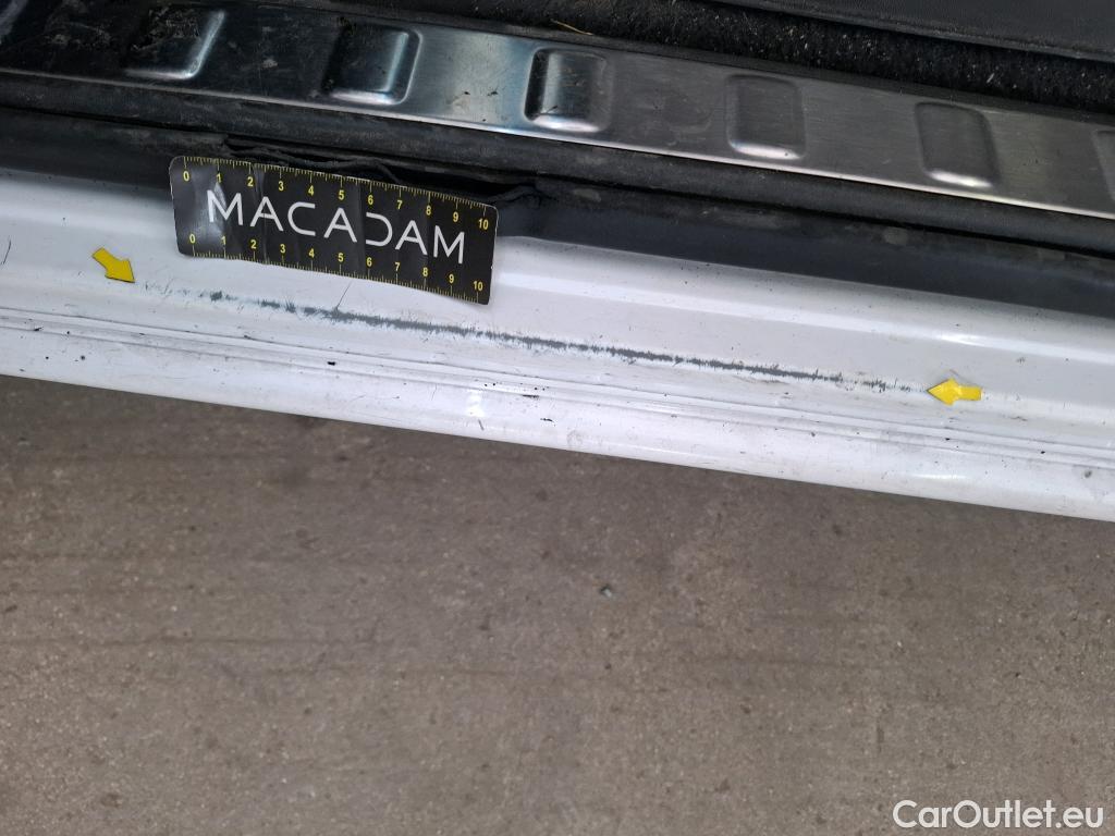  Nissan  Pathfinder NISSAN  5p SUV 2.5 dCi SE #52