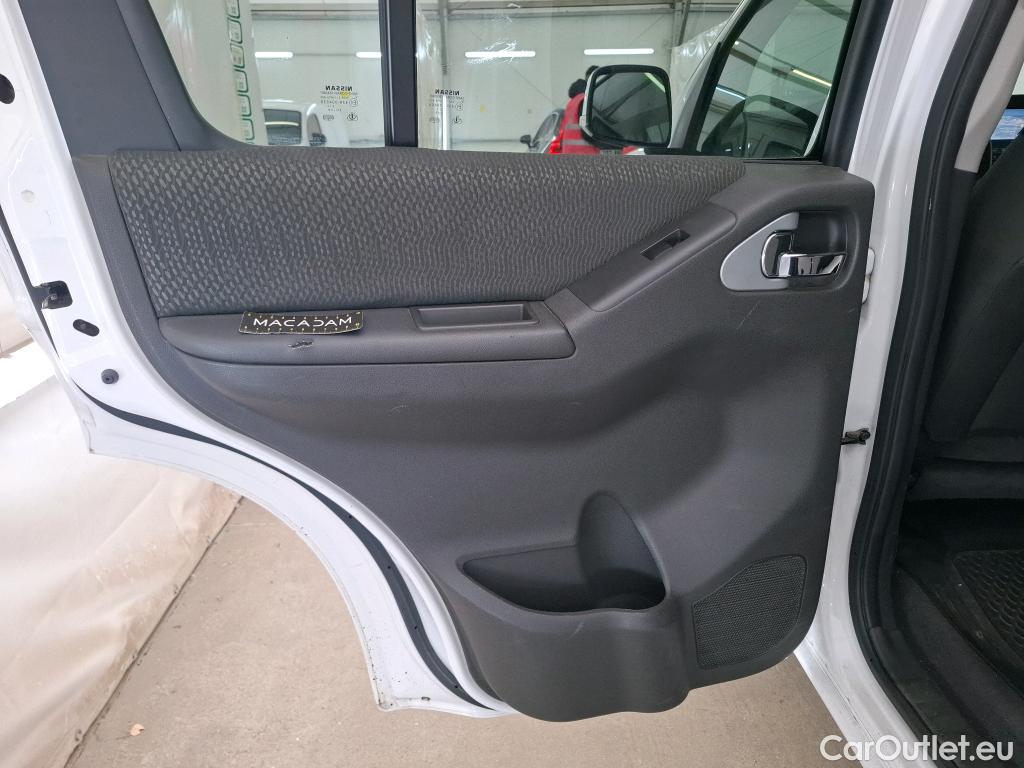  Nissan  Pathfinder NISSAN  5p SUV 2.5 dCi SE #55