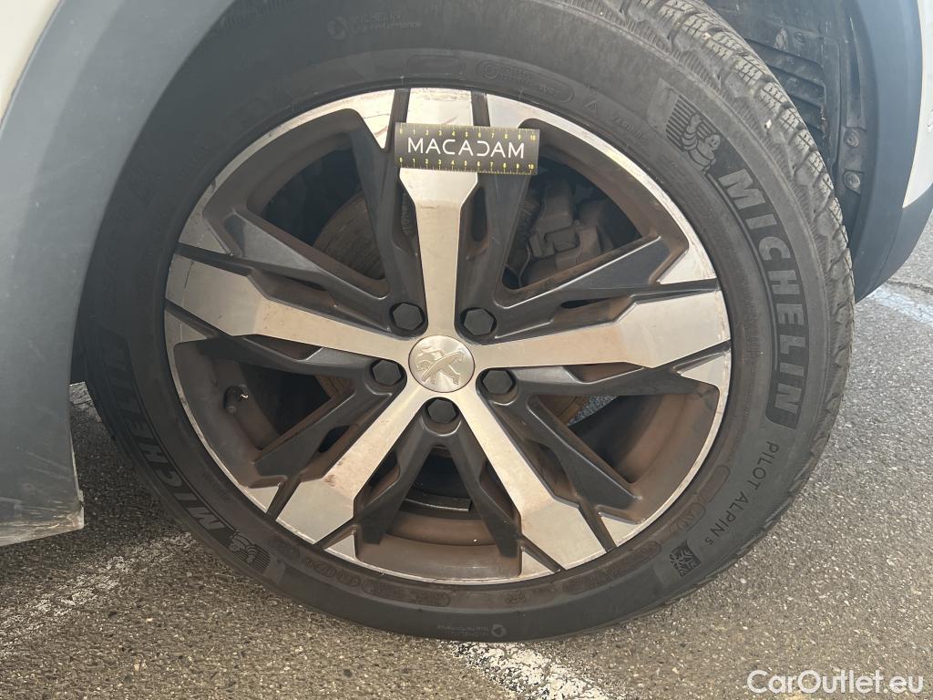  Peugeot  5008  Allure Business 1.5 HDi 130CV BVA8 7 Sieges E6dT #11