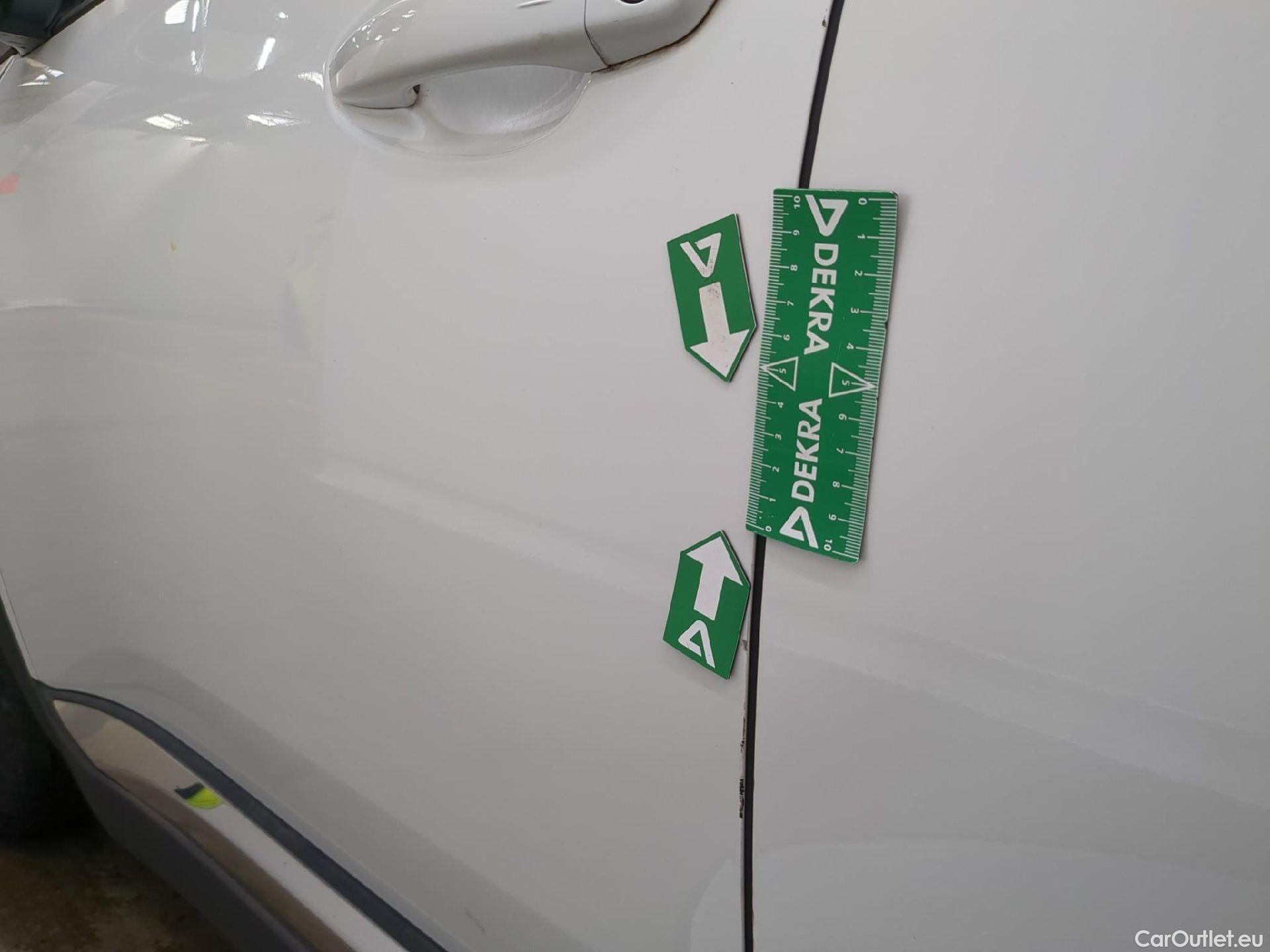 Peugeot  5008  Allure Pack 1.5 HDi 130CV BVA8 7 Sieges E6d #47