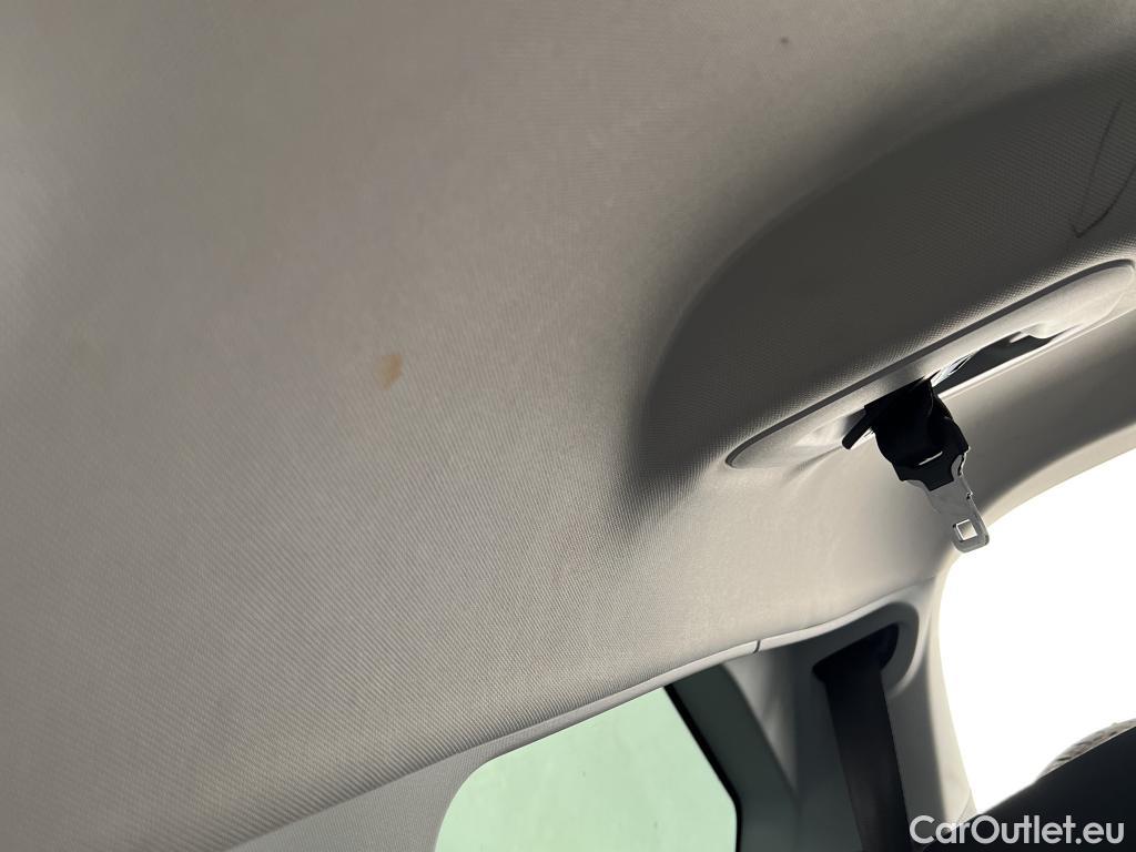  Peugeot  5008  Allure Business 1.5 HDi 130CV BVA8 7 Sieges E6dT #32