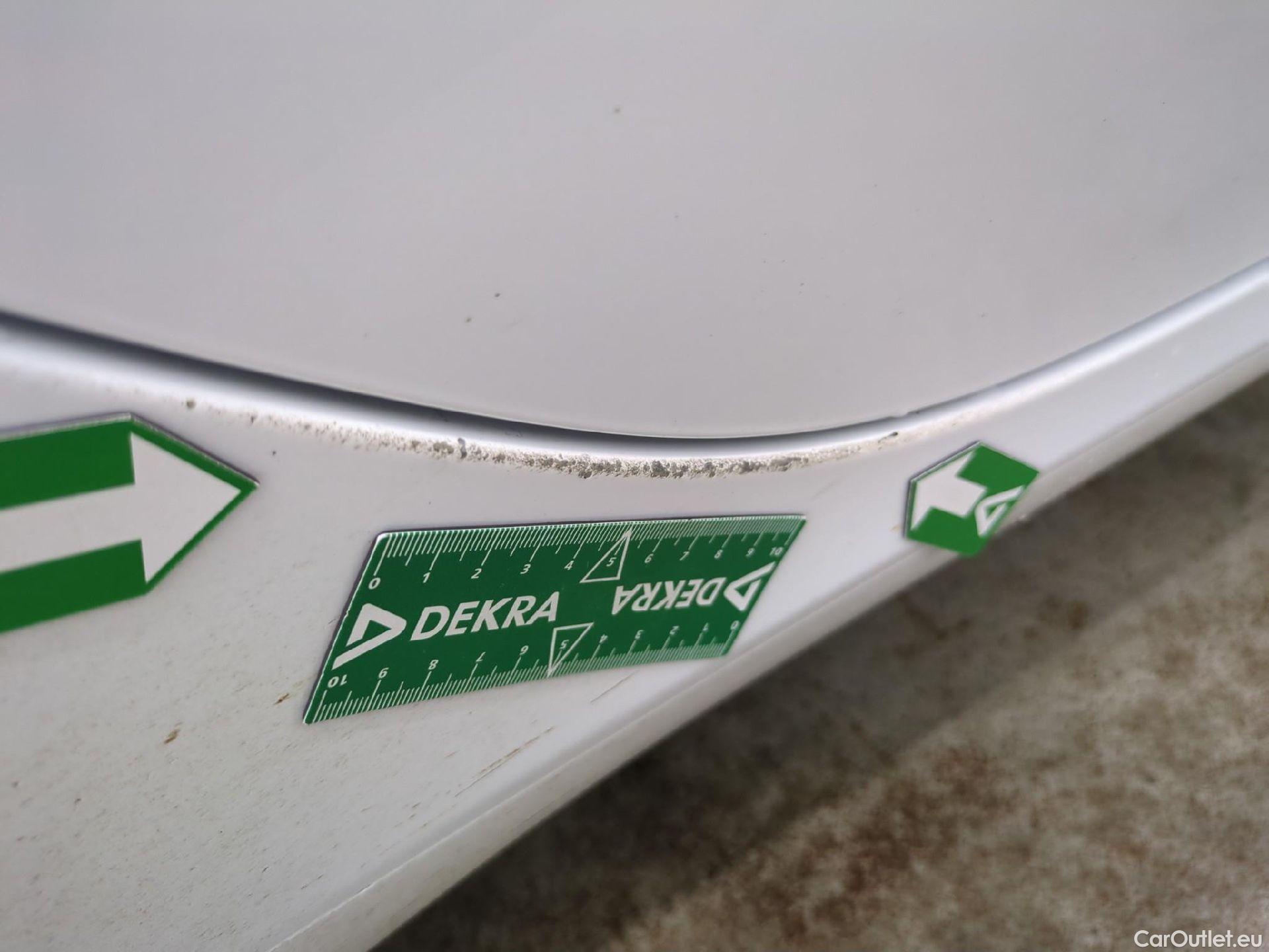  Tesla  Model 3 TESLA  / 2018 / 4P / Berline Performance AWD #32