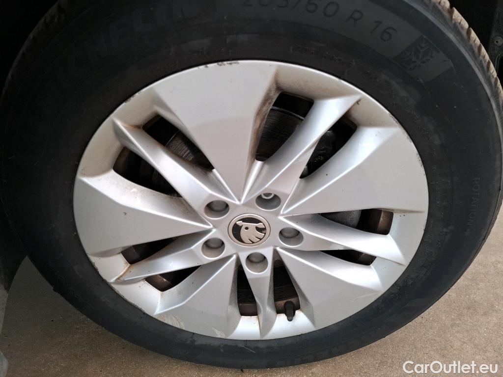  Skoda  Octavia  Break Business 2.0 TDI 115CV BVM6 E6d #8