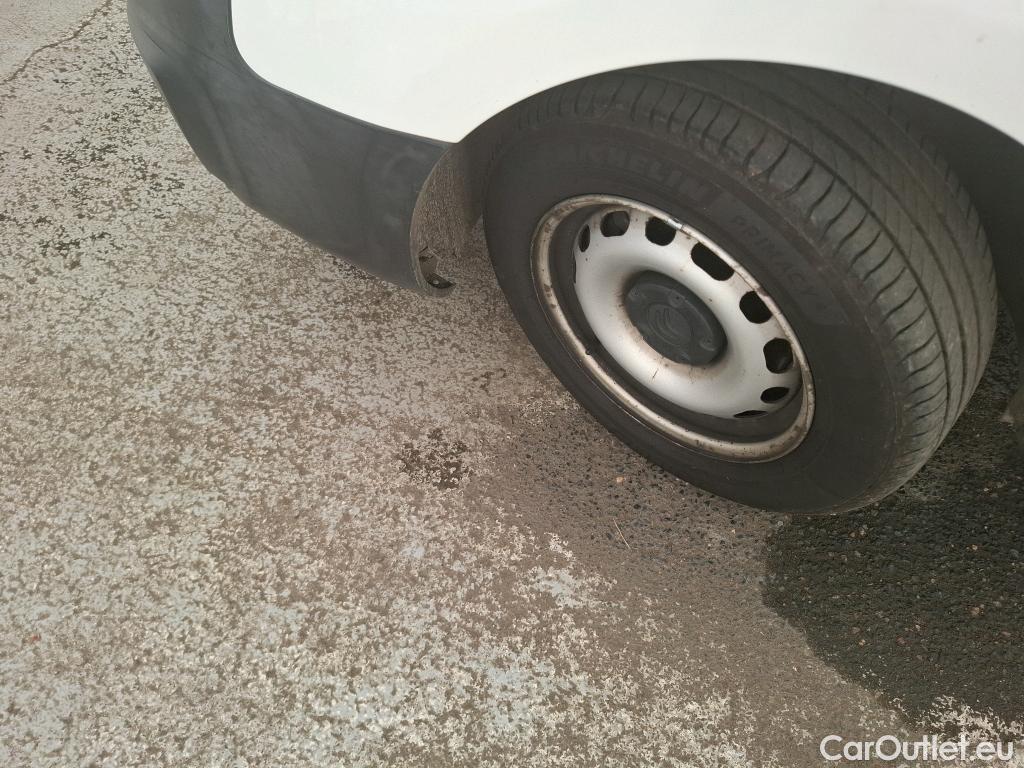  Citroen  Berlingo CITROEN  VU 3p Fourgonnette BlueHDi 100 S&S ETG6 Club M #15