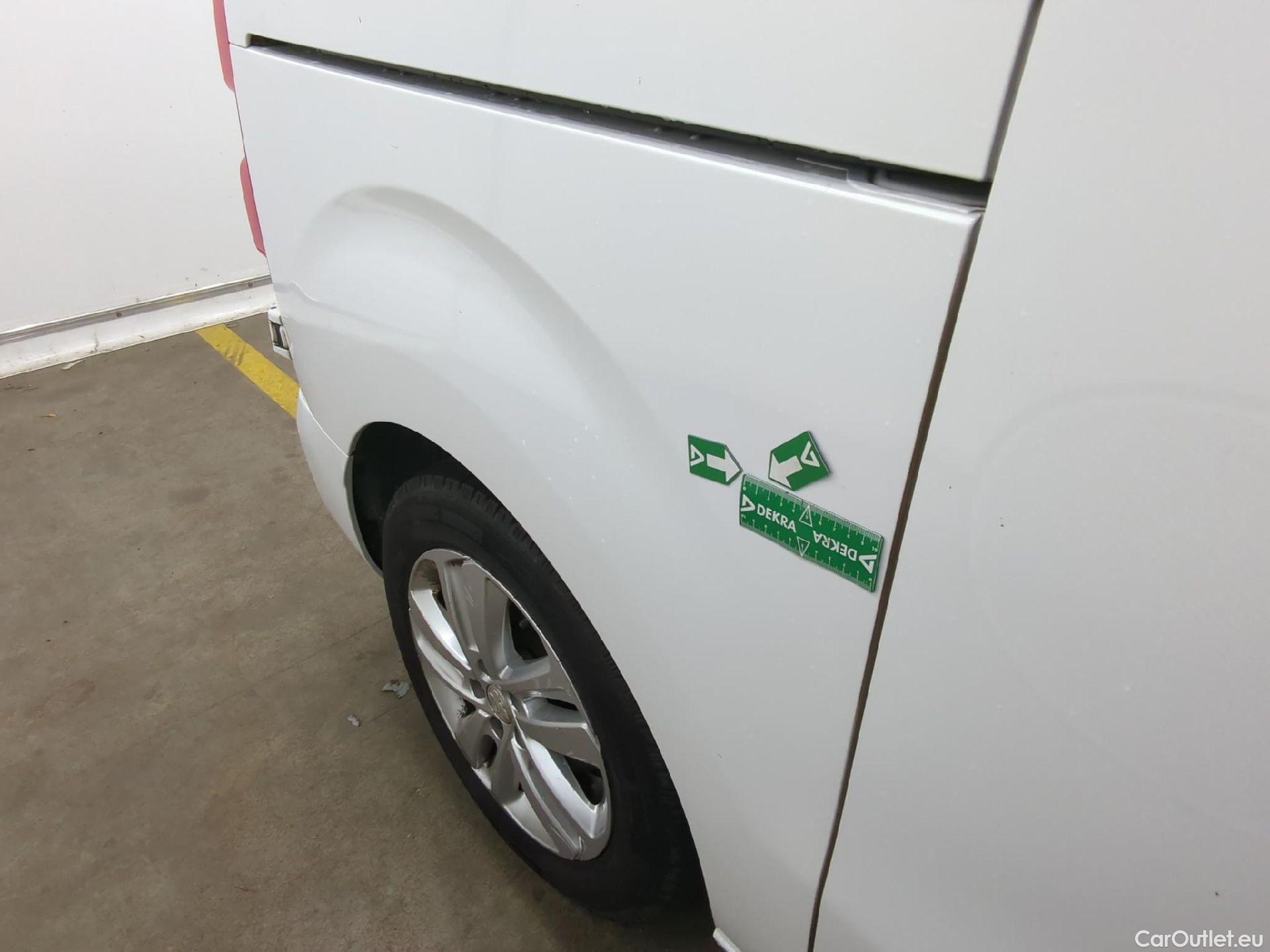  Peugeot  Expert  Fourgon Cabine Approfondie Fixe Asphalt Standard 2.0 HDi 180CV BVA8 E6d #37