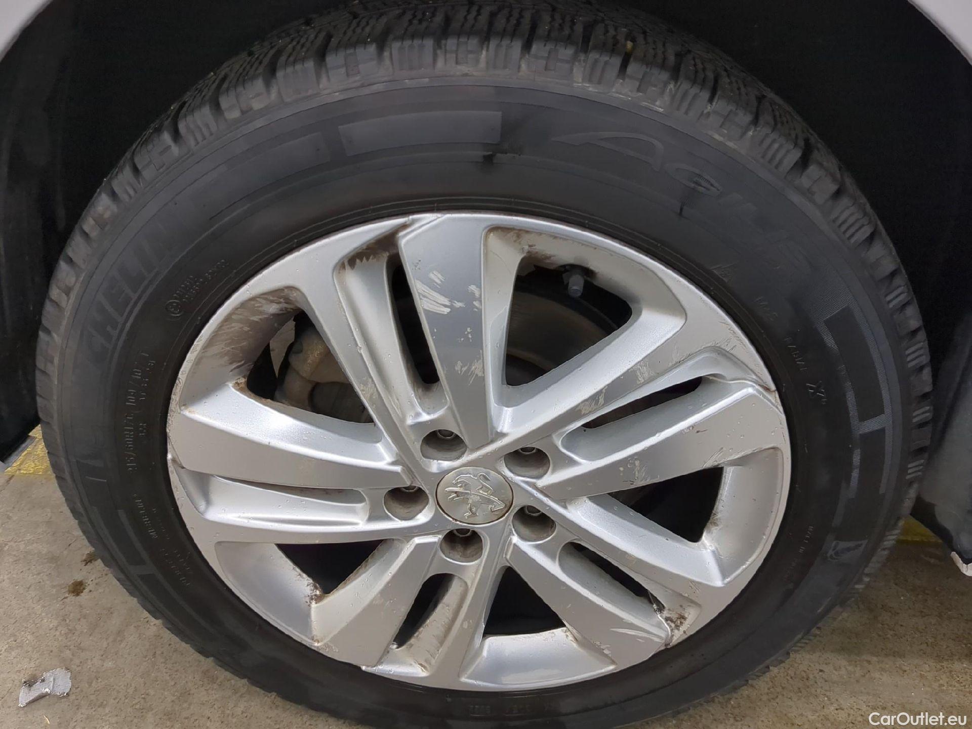  Peugeot  Expert  Fourgon Cabine Approfondie Fixe Asphalt Standard 2.0 HDi 180CV BVA8 E6d #23