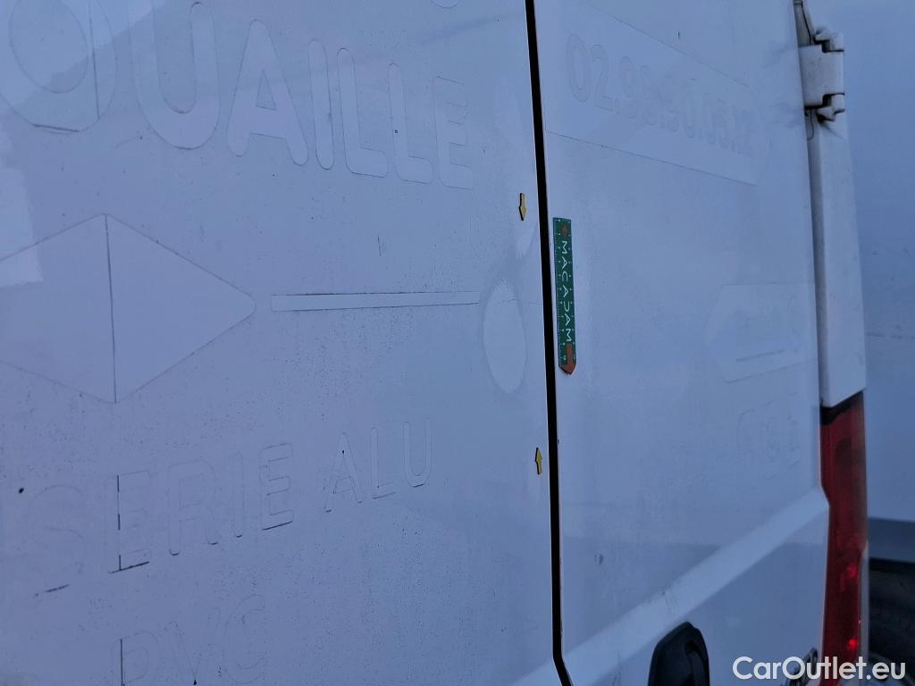  Peugeot  Boxer PEUGEOT  VU 4p Fourgon 22 EHDI 150 PACK CLIM NAV 335 L2H2 #11