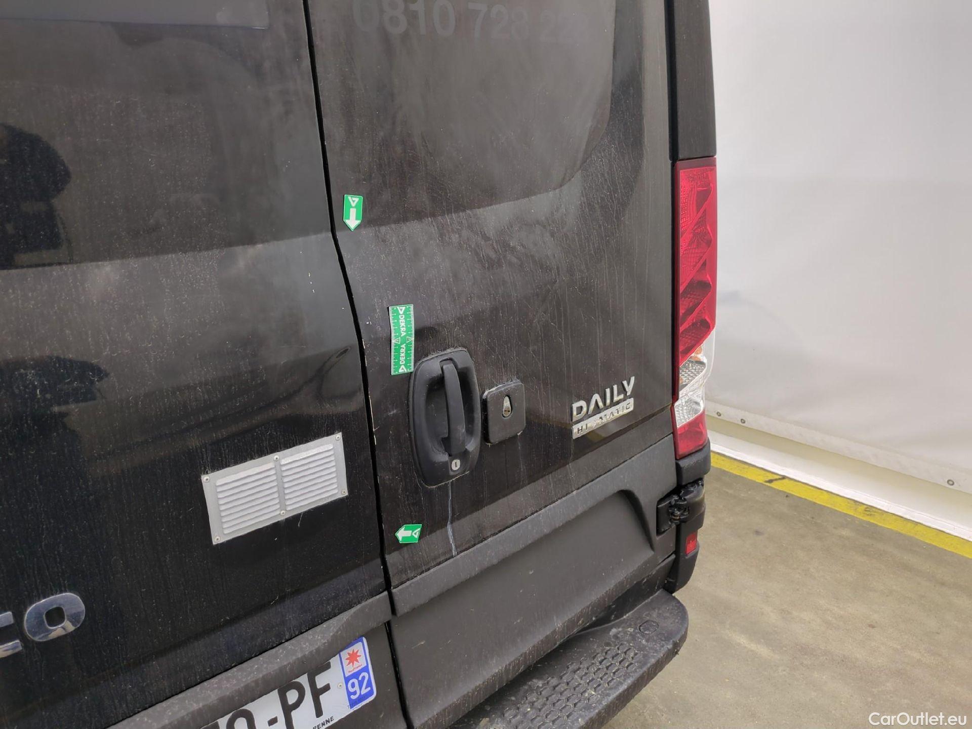  Iveco  Daily IVECO  / 2014 / 4P / Fourgon tôlé 2.3 35S14SA8 V9 H1 3520 #32