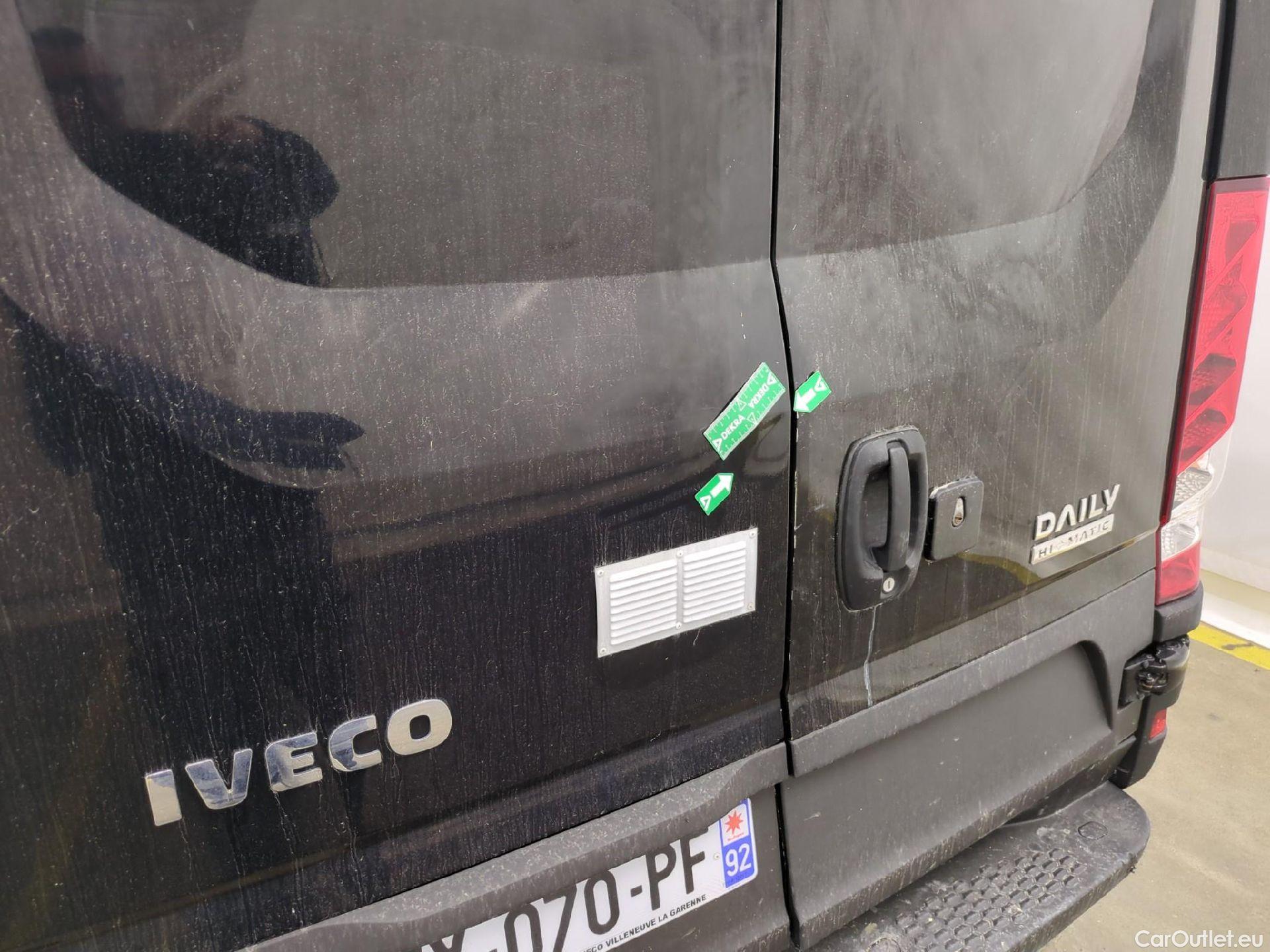  Iveco  Daily IVECO  / 2014 / 4P / Fourgon tôlé 2.3 35S14SA8 V9 H1 3520 #30