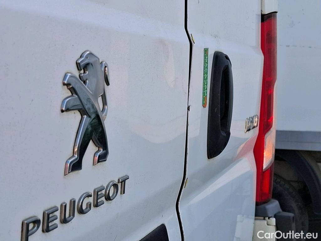  Peugeot  Boxer PEUGEOT  VU 4p Fourgon 22 EHDI 150 PACK CLIM NAV 335 L2H2 #14