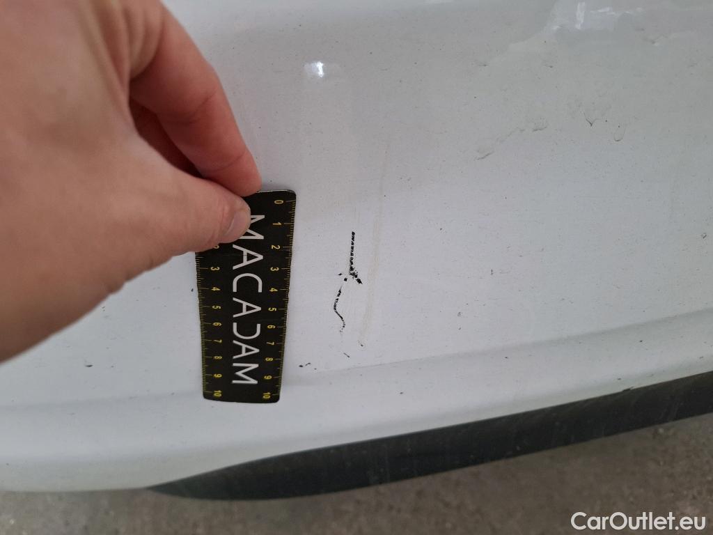  Peugeot  208  Affaire Premium Pack 1.6 HDi 75CV BVM5 E6 #9