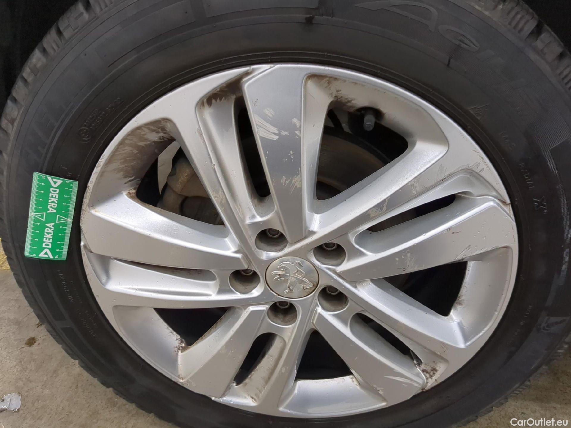  Peugeot  Expert  Fourgon Cabine Approfondie Fixe Asphalt Standard 2.0 HDi 180CV BVA8 E6d #31