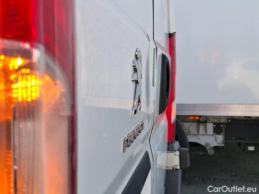  Peugeot  Boxer PEUGEOT  VU 4p Fourgon 22 EHDI 150 PACK CLIM NAV 335 L2H2 #12