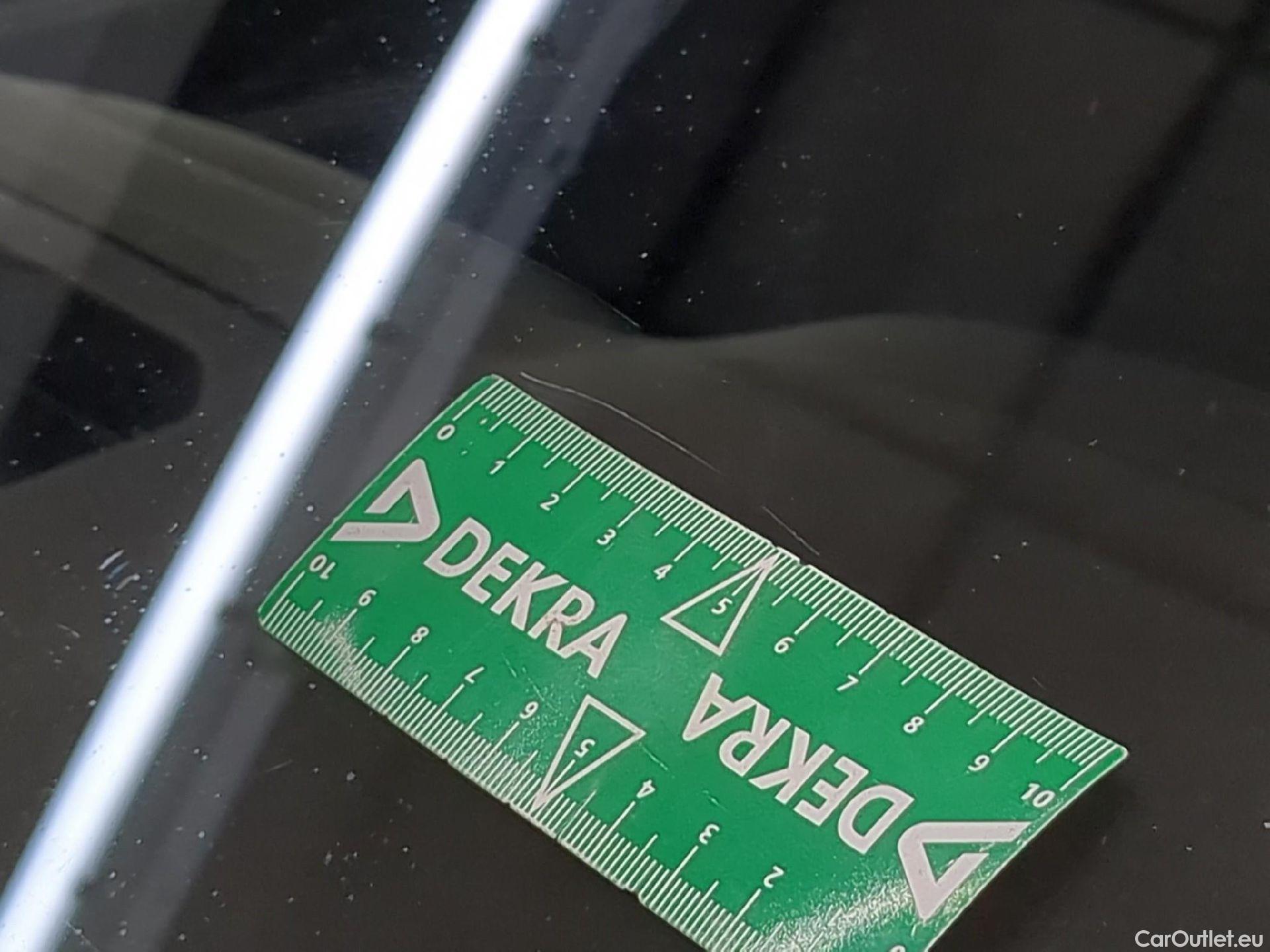  Peugeot  Expert  Fourgon Cabine Approfondie Fixe Asphalt Standard 2.0 HDi 180CV BVA8 E6d #60