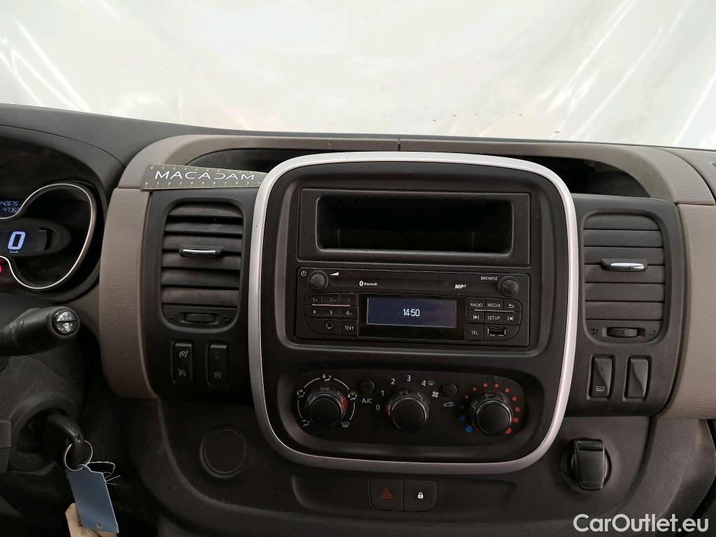  Land Rover  Discovery RENAULT Trafic 2019 4P Fourgon tole FG GCF L2H1 1300 dCi 95 #13