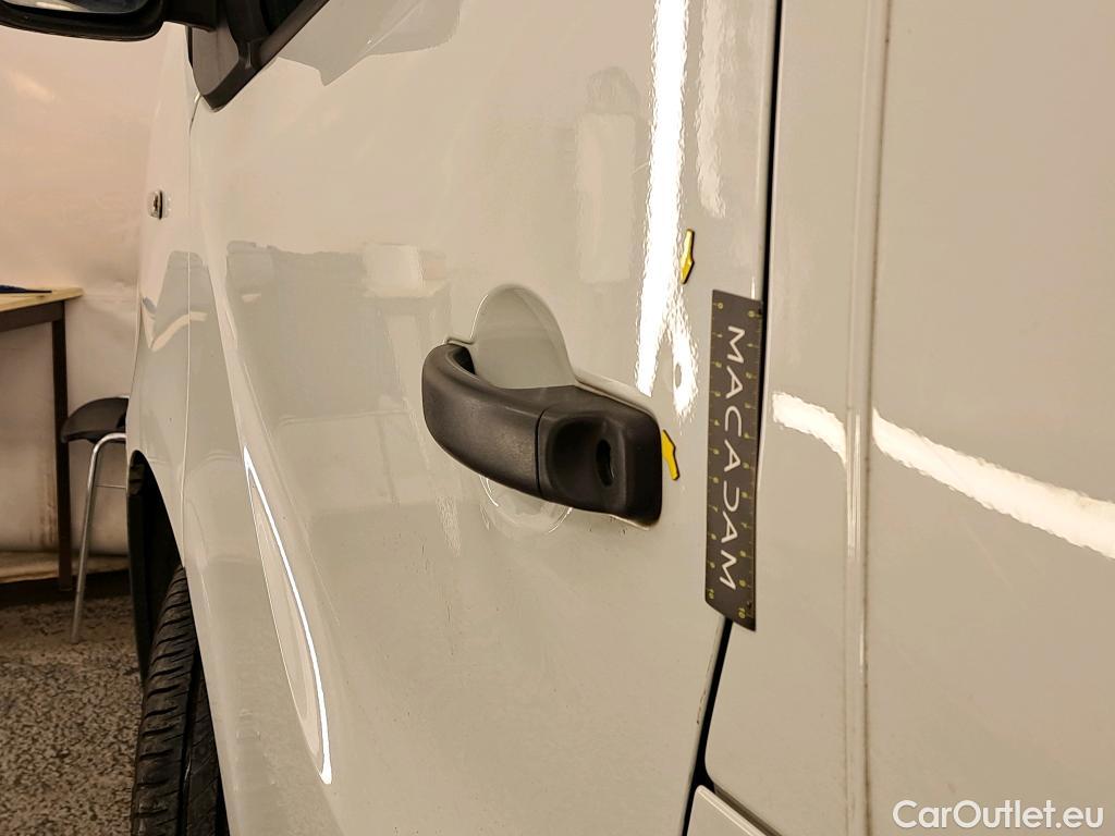  Land Rover  Discovery RENAULT Trafic 2019 4P Fourgon tole FG GCF L2H1 1300 dCi 95 #19
