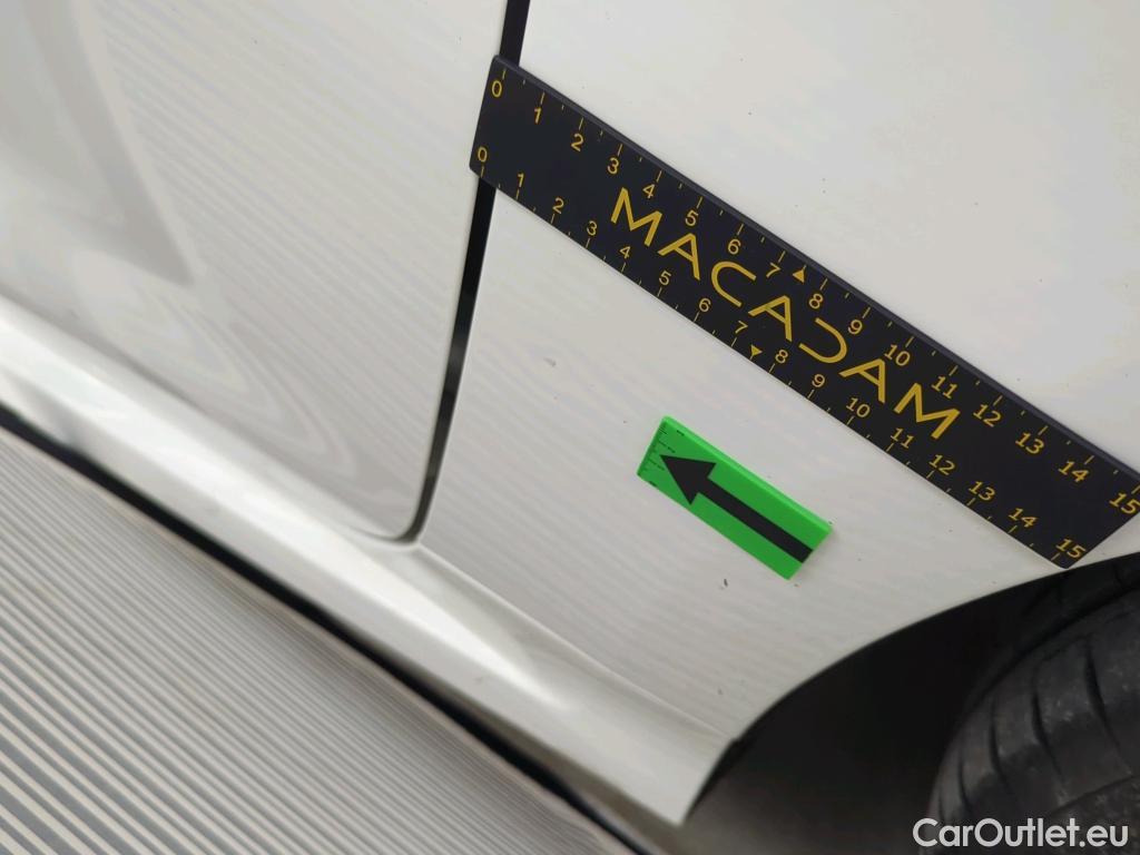  Toyota  Corolla 1.8 Hybrid Dynamic HSD E-CVT #22