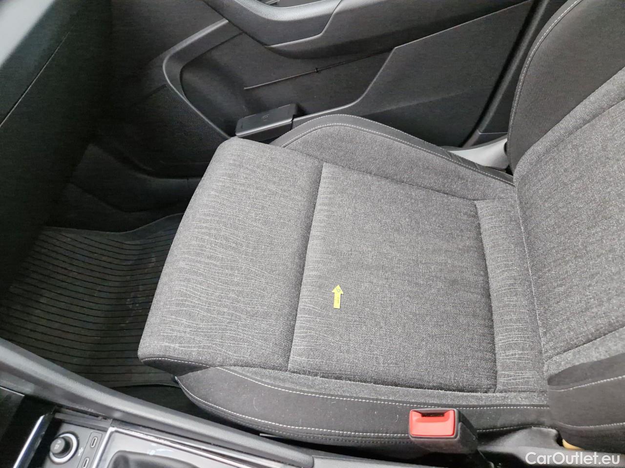  Skoda  Karoq 1.5 TSI 150CP Style DSG #37