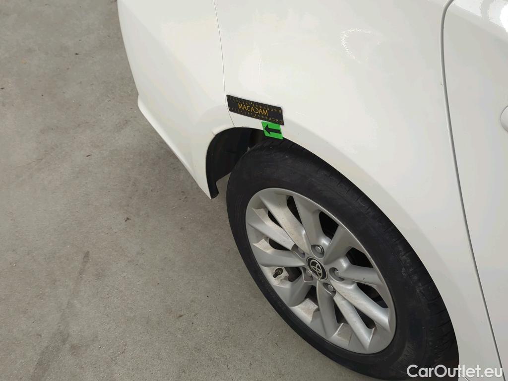  Toyota  Corolla 1.8 Hybrid Dynamic HSD E-CVT #11