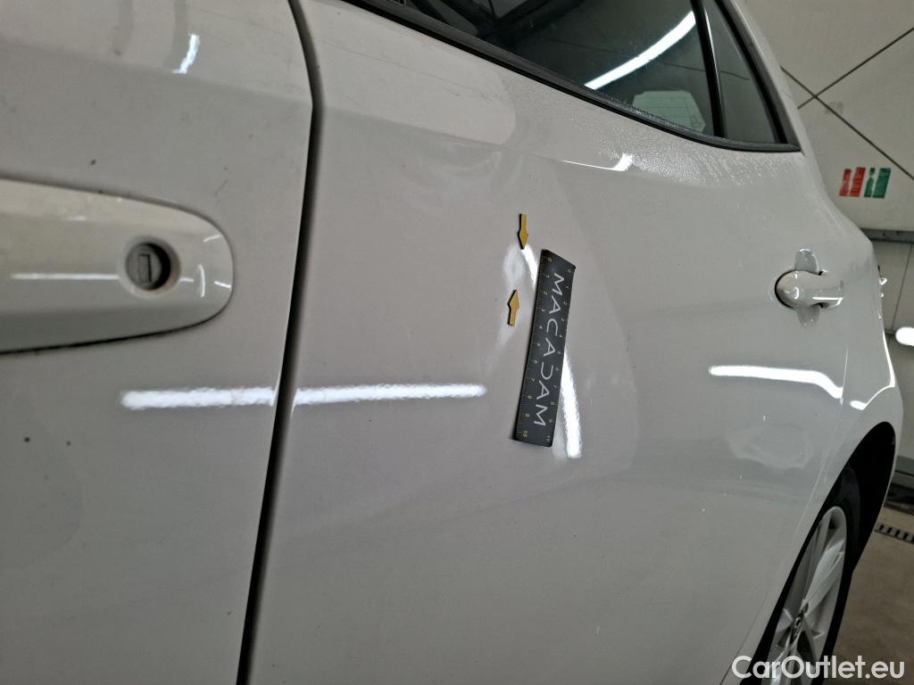  Toyota  Corolla TOYOTA  / 2018 / 5P / Berline Hybride 122h Dynamic Business Stage Acad #25