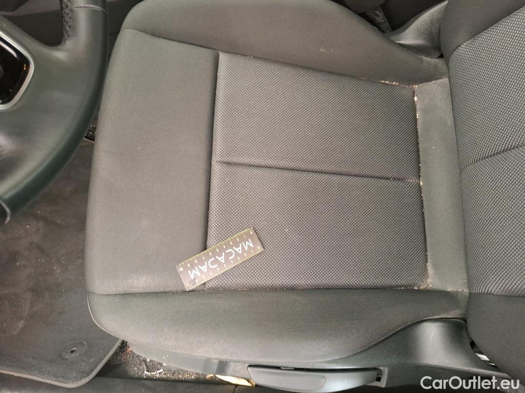  Audi  A3 AUDI  Sportback / 2020 / 5P / Berline 40 TFSI e 204 S Tronic Business Line #64