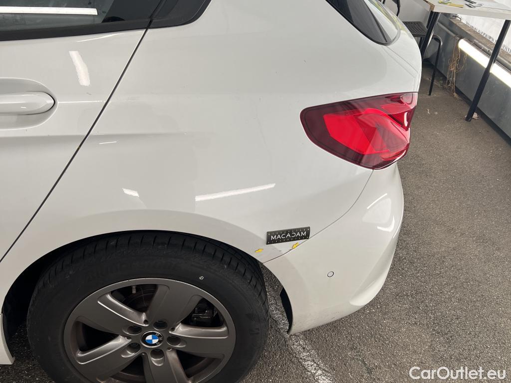  Bmw  Serie 1 BMW Série 1 / 2019 / 5P / Berline 2.0 118D #15