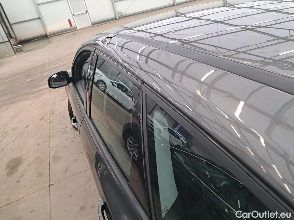 Ford  Focus  Break Trend 1.5 TDCi 105CV BVM6 E6 #64