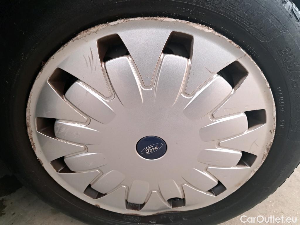  Ford  Focus  Break Trend 1.5 TDCi 105CV BVM6 E6 #87