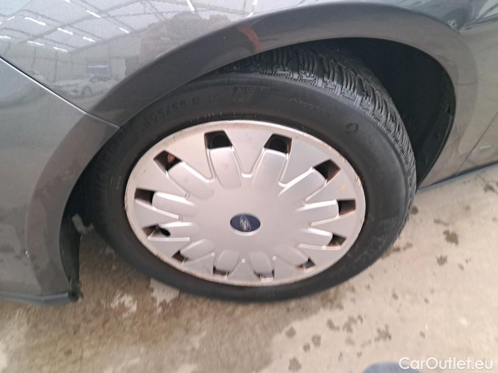  Ford  Focus  Break Trend 1.5 TDCi 105CV BVM6 E6 #130