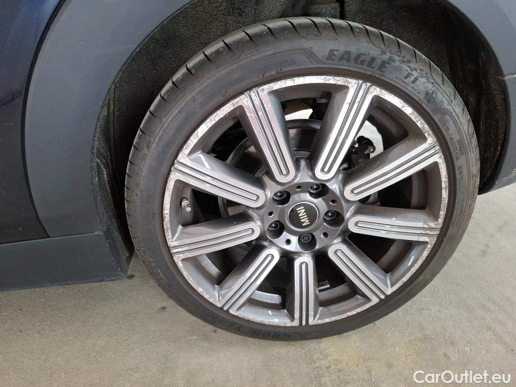  Mini  Clubman MINI  / 2019 / 5P / Break Cooper S Knightsbridge 178 ch BVM6(SP) #2