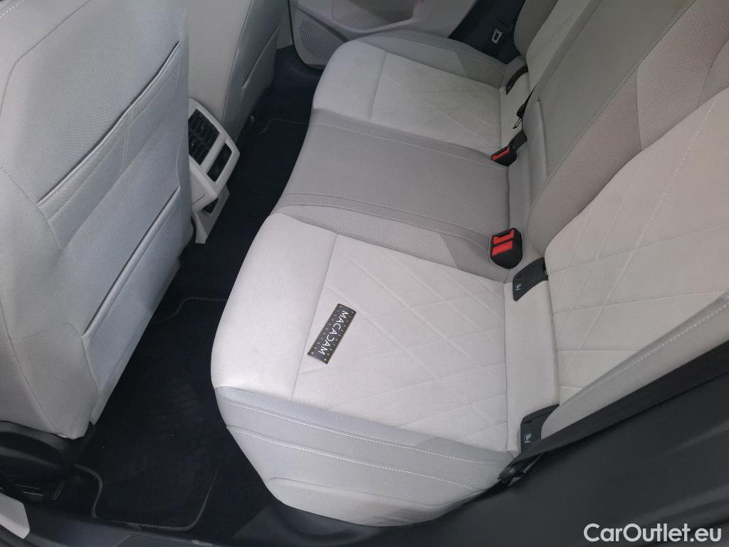  Volkswagen  Golf  VIII Berline Style 1st 2.0 TDI 150CV BVA7 E6d #14