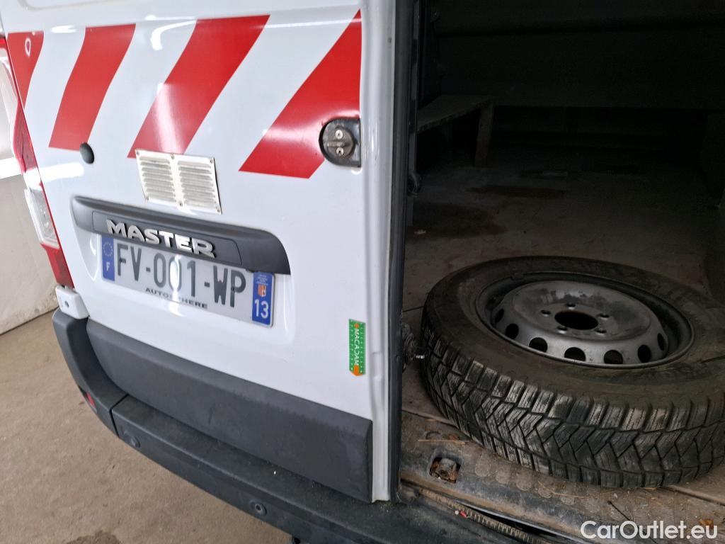  Renault  Master  Fourgon L3H2 3 5 Grand Confort dCi 135CV BVM6 7 Sieges E6dT #39