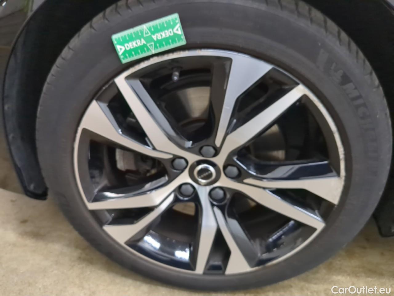  Volvo  V60  Break R-Design 2.0 165CV BVA8 E6d #8